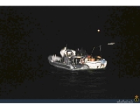 La ballenera que hostigaba al pesquero "Draco" fue interceptada con tres presuntos piratas