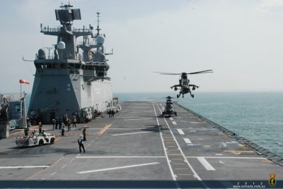 Tigre despegando del LHD Juan Carlos I