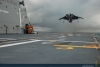 Toma del primer Harrier en el LHD Juan Carlos I